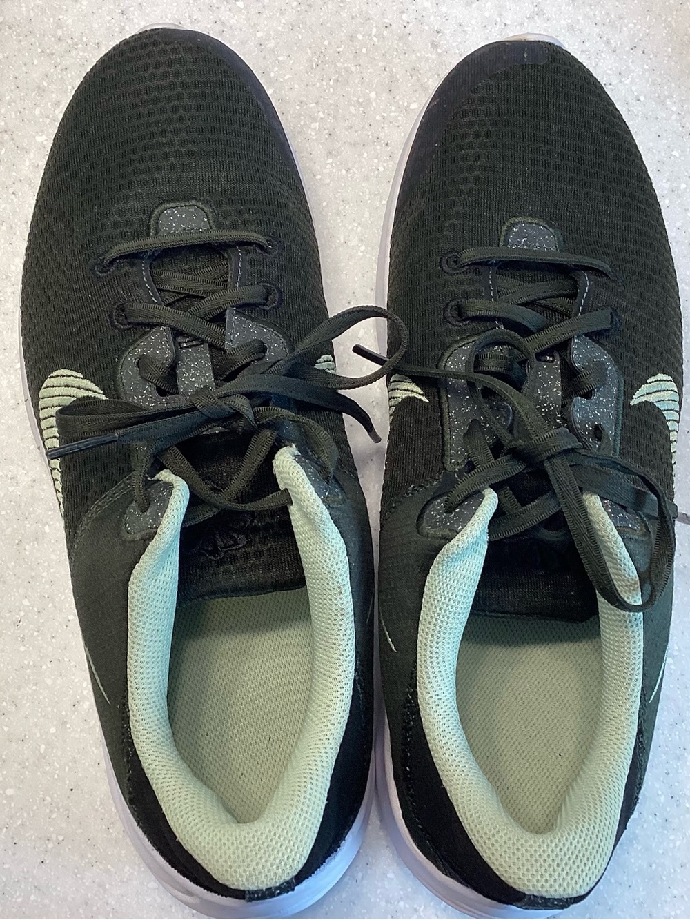 Nike Men's Black Sneakers with Mint Accents